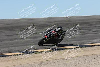 media/Oct-13-2025-Moto Forza (Mon) [[a66d839500]]/3-B Group/Session 2 (Bowl)/